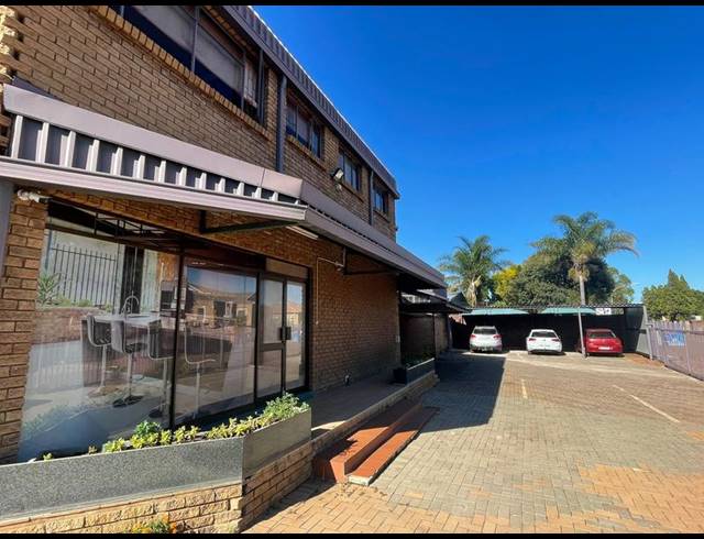 INDUSTRIAL PROPERTY TO RENT IN HENNOPSPARK